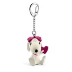 22037 - Belle with heart keychain